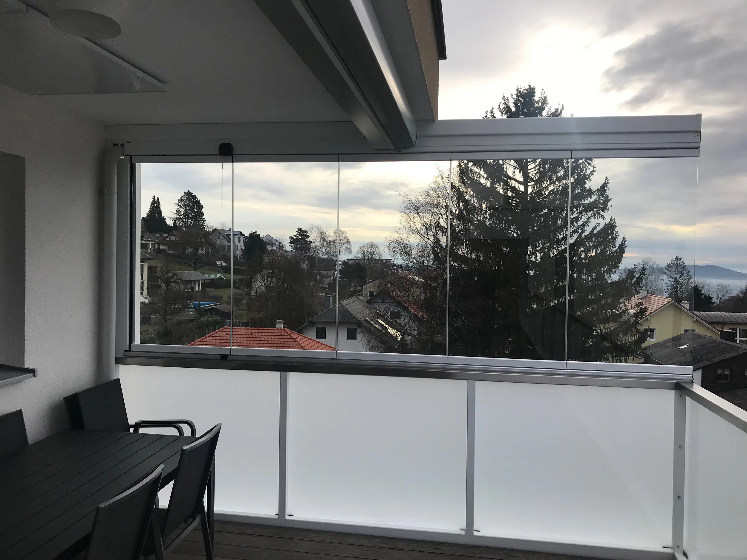 Balkonverglasung Windschutz faltbar - Fenster Schmidinger